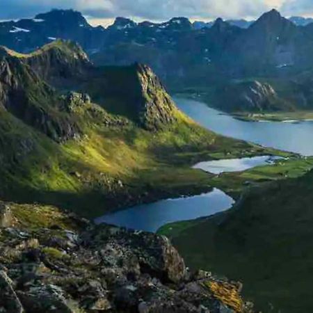 Leilighet Med Balkong Og Havutsikt Pa Napp. Zewnętrze zdjęcie